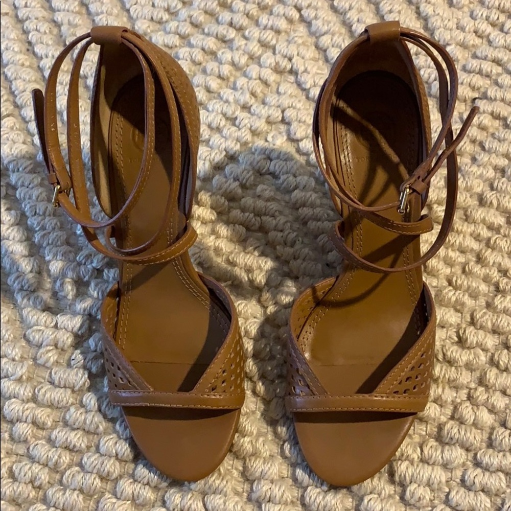 Tory Burch Laser Cut Leather Sandals